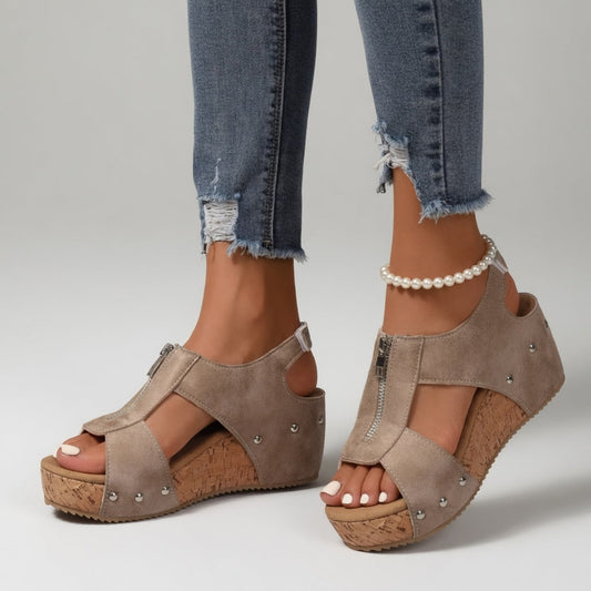 Philomène™ — Sandalia con cuña y remaches, estilo bohemio natural