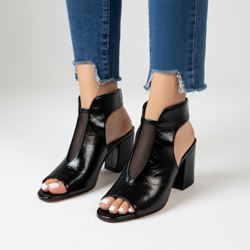 Arabelle™ — Sandalia abierta por delante con tacón de bloque de 8 cm y rejilla negra.