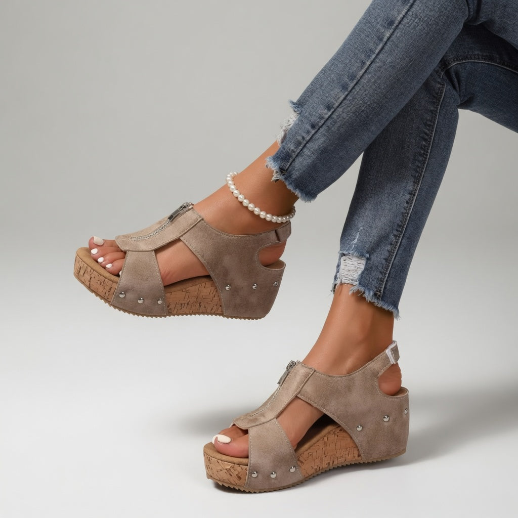 Philomène™ — Sandalia con cuña y remaches, estilo bohemio natural
