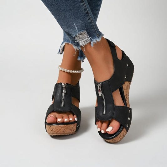 Philomène™ — Sandalia con cuña y remaches, estilo bohemio natural